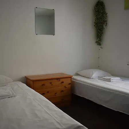 Budget Hostel *